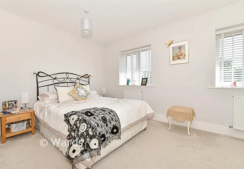 Bedroom 2 - Smith Way, Headcorn, Ashford, Kent - Wards of Kent