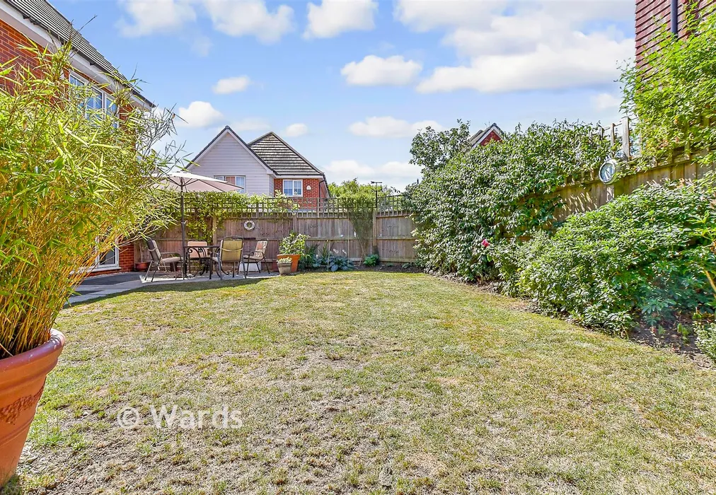 Rear Garden - Smith Way, Headcorn, Ashford, Kent - Wards of Kent