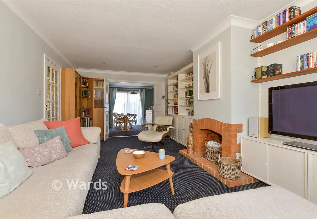 Lounge - Little Meadow, Upper Harbledown, Canterbury, Kent - Wards of Kent