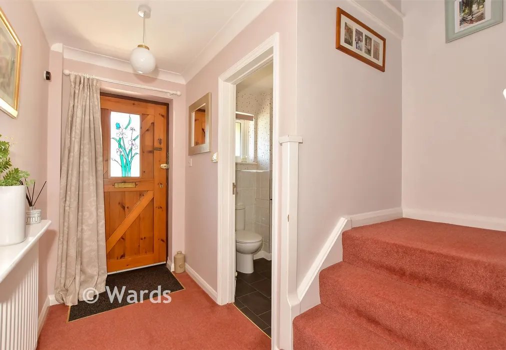 Entrance Hall - Little Meadow, Upper Harbledown, Canterbury, Kent - Wards of Kent
