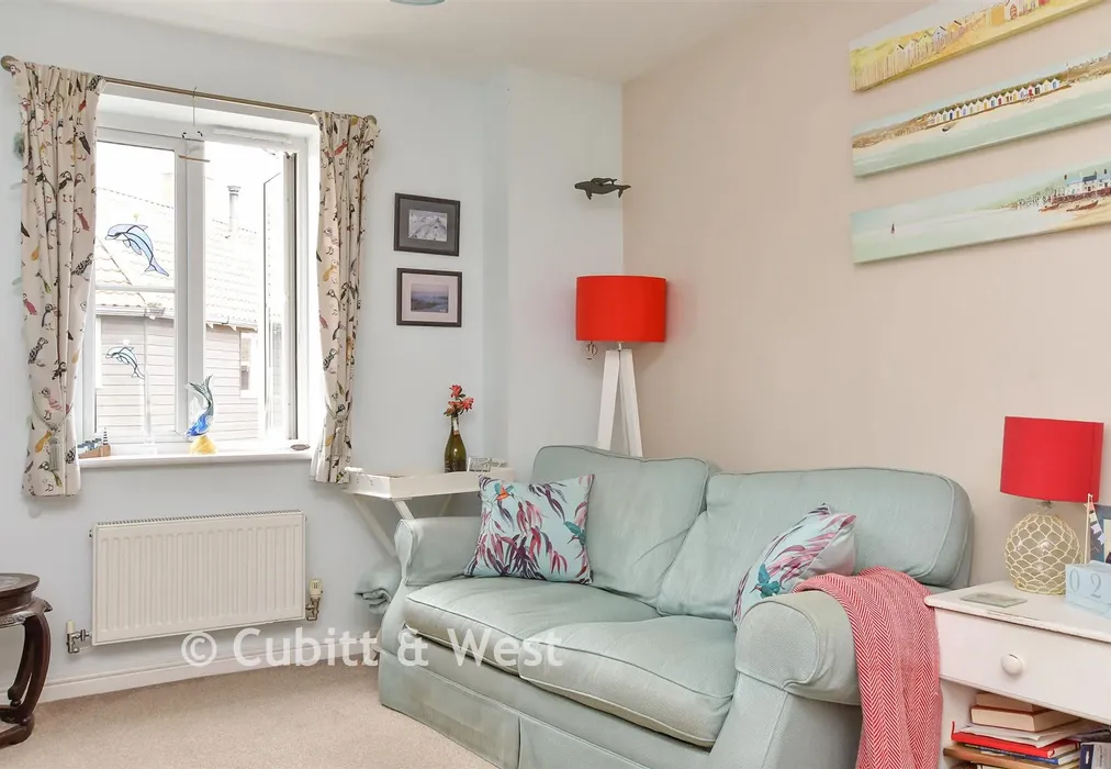Internal Lifestyle Photograph - Lidsey Lane, Bognor Regis, West Sussex - Wards of Kent