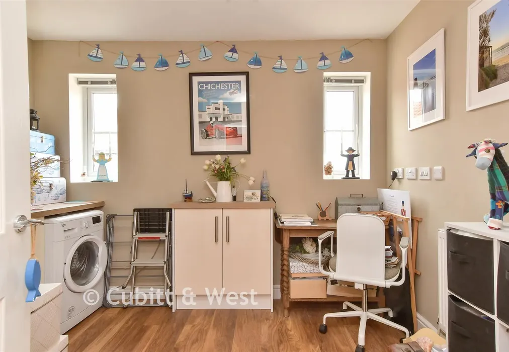 Study/ Utility Room - Lidsey Lane, Bognor Regis, West Sussex - Wards of Kent