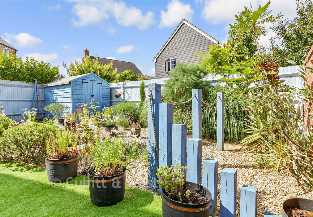 Rear Garden - Lidsey Lane, Bognor Regis, West Sussex - Wards of Kent