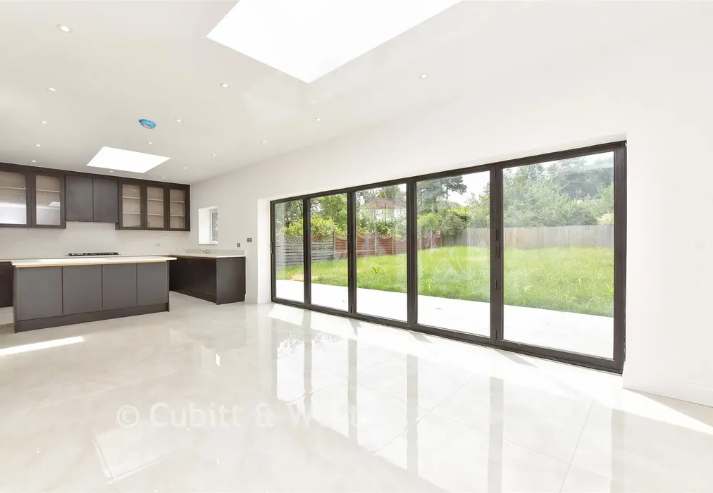 Kitchen/Diner - Cobham Road, Leatherhead, Surrey - Wards of Kent