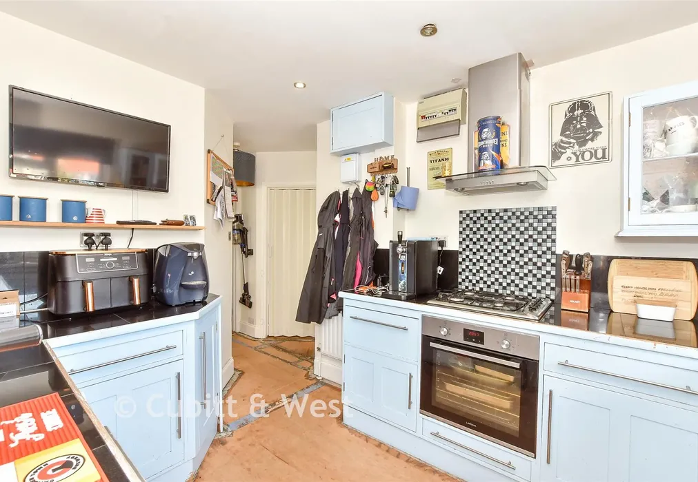 Kitchen - North Crescent, Hayling Island, Hampshire - Wards of Kent
