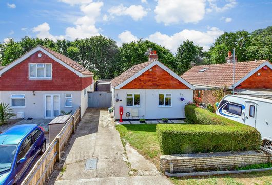 North Crescent, Hayling Island, Hampshire - Wards of Kent