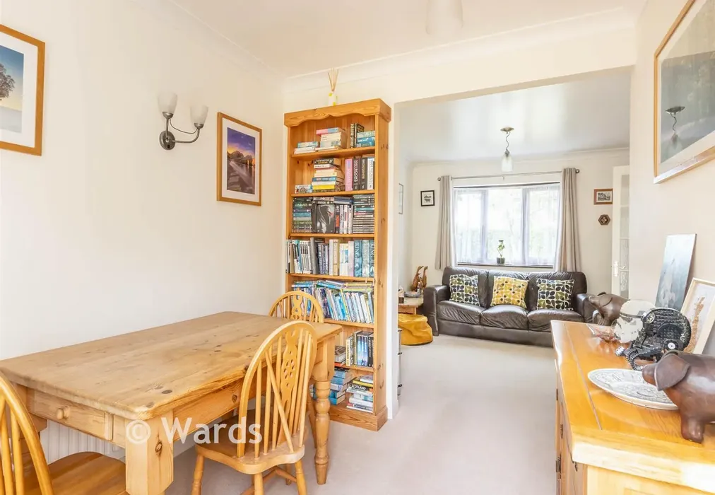 V Dining Lounge - Turner Avenue, Cranbrook, Kent - Wards of Kent