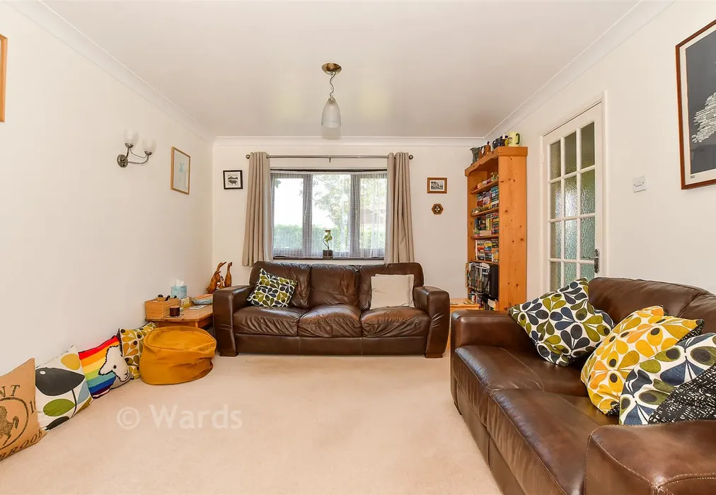 Lounge - Turner Avenue, Cranbrook, Kent - Wards of Kent