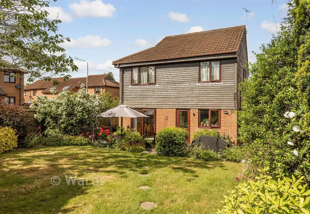 Rear Garden - Turner Avenue, Cranbrook, Kent - Wards of Kent