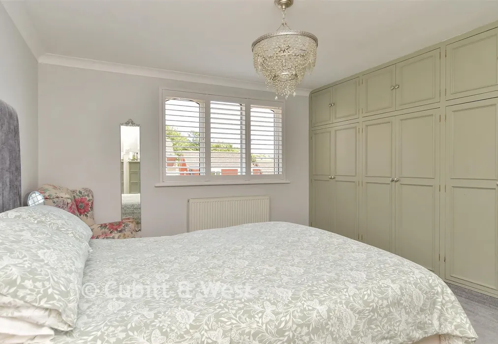 Bedroom 1 - Treetops Close, Woodingdean, Brighton, East Sussex - Wards of Kent