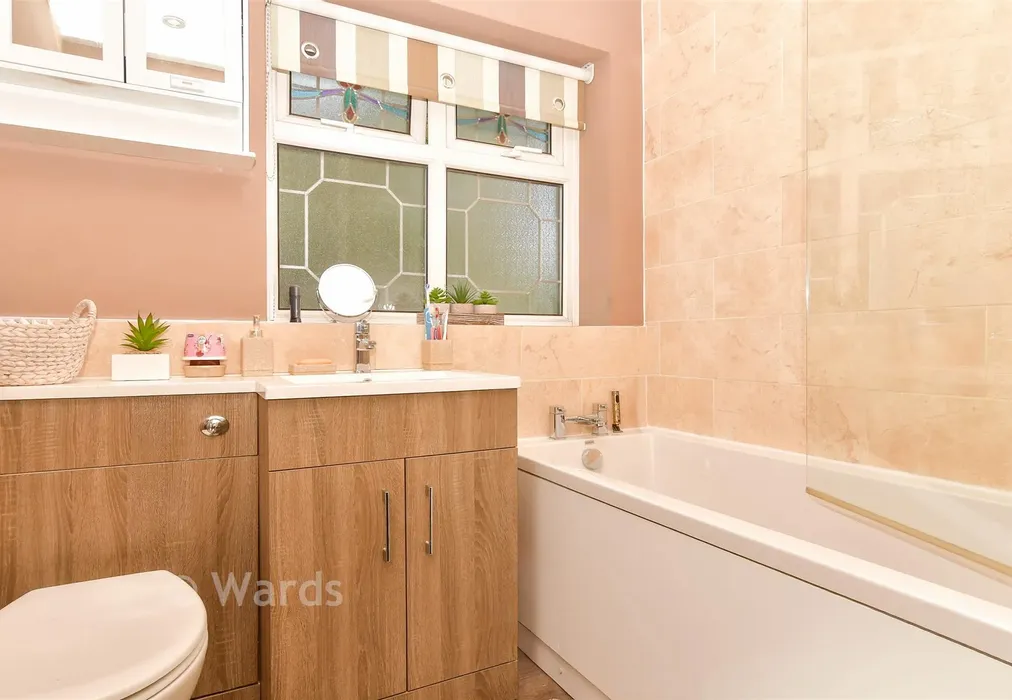 Bathroom - Sherwood Avenue, Walderslade, Chatham, Kent - Wards of Kent