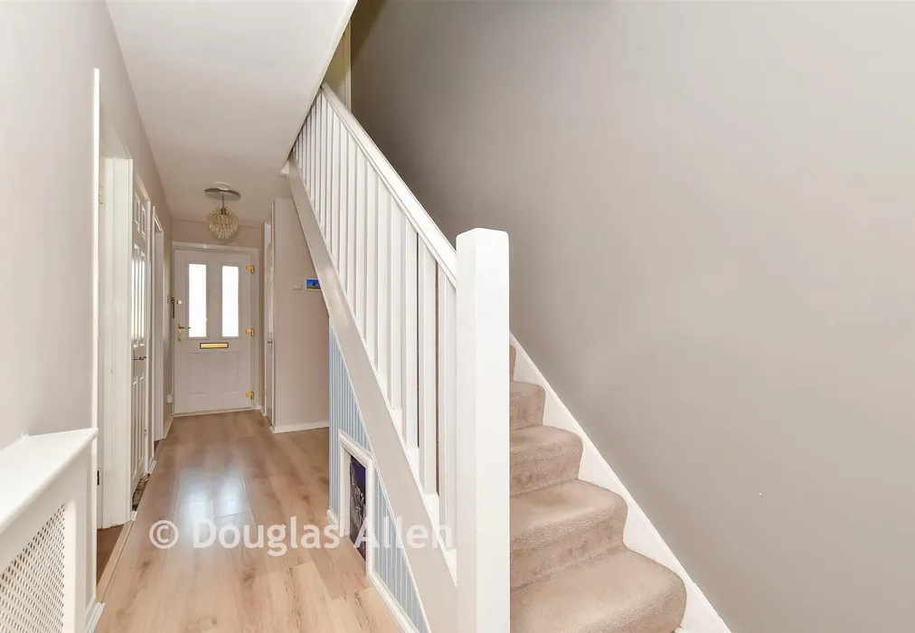 Hallway - Grosvenor Drive, Hornchurch, Essex - Wards of Kent