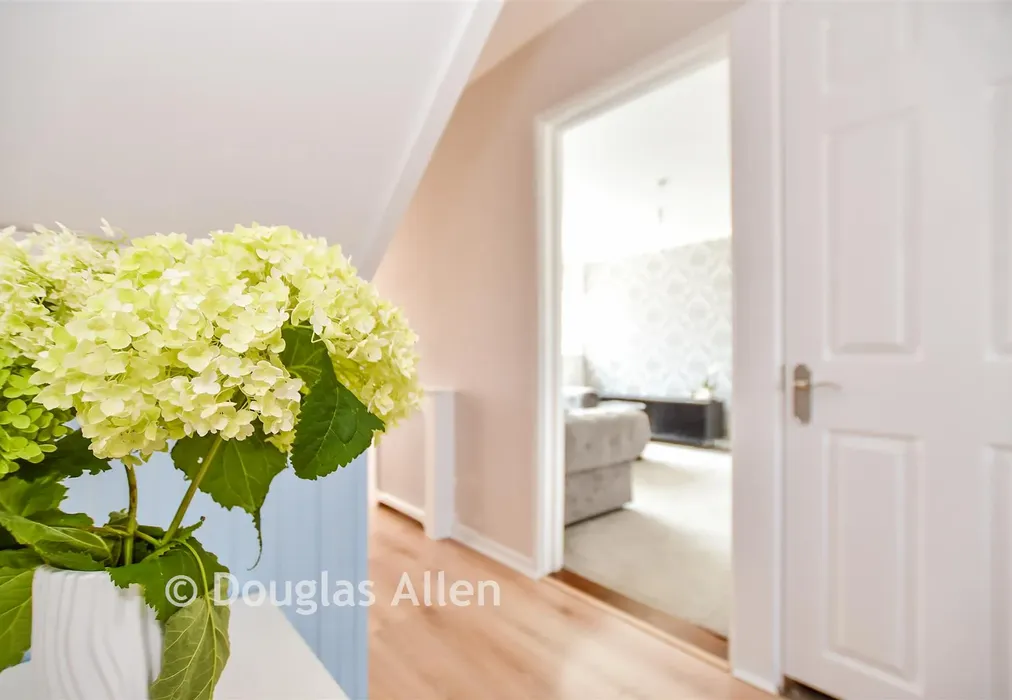 Internal Lifestyle Photograph - Grosvenor Drive, Hornchurch, Essex - Wards of Kent