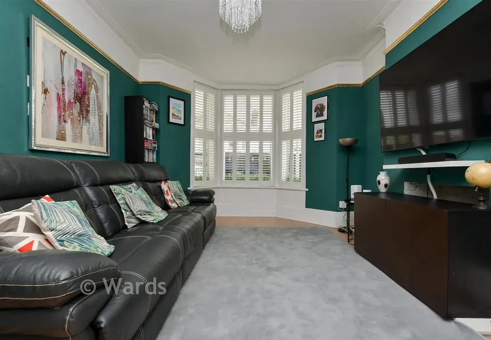 Lounge - High Street, Broadstairs, Kent - Wards of Kent