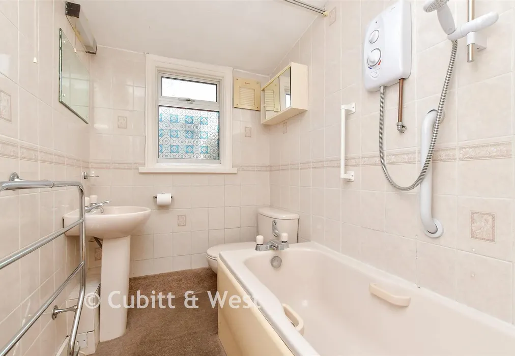 Bathroom - Manor Lane, Sutton, Surrey - Wards of Kent