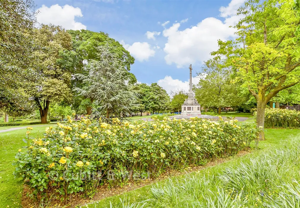 Surrounding Area - Manor Lane, Sutton, Surrey - Wards of Kent