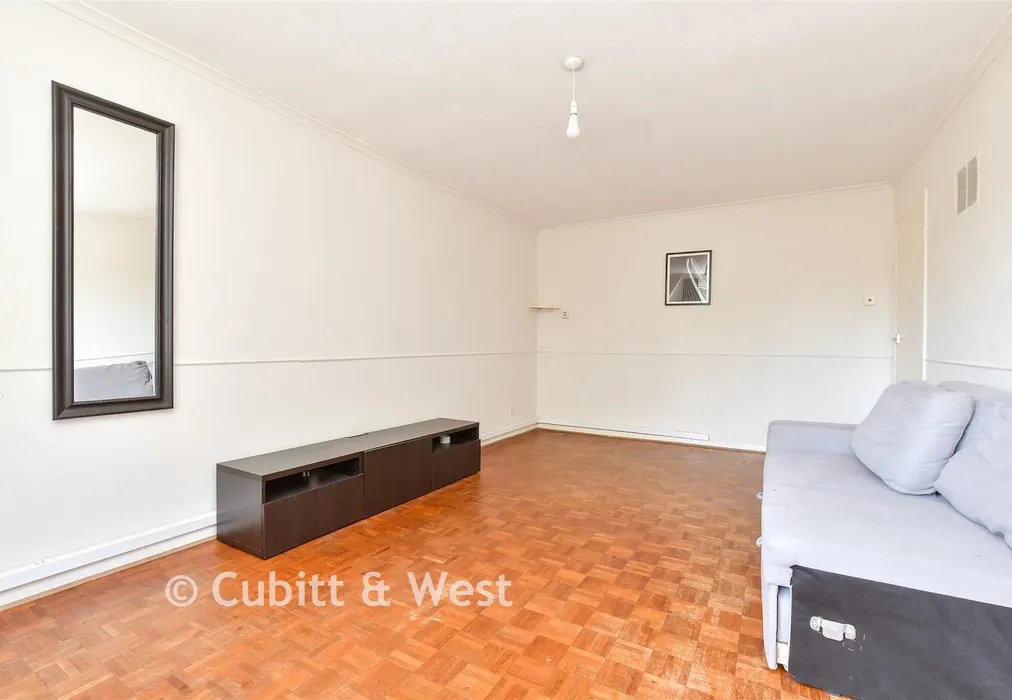 Lounge - Mulgrave Road, Sutton, Surrey - Wards of Kent
