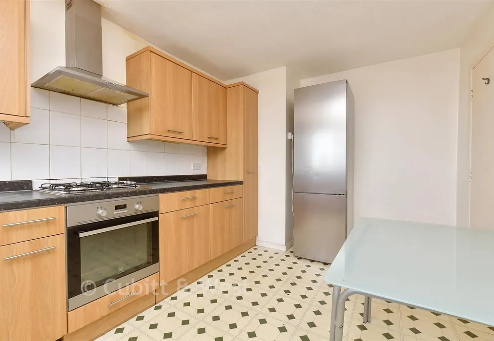 Kitchen - Mulgrave Road, Sutton, Surrey - Wards of Kent