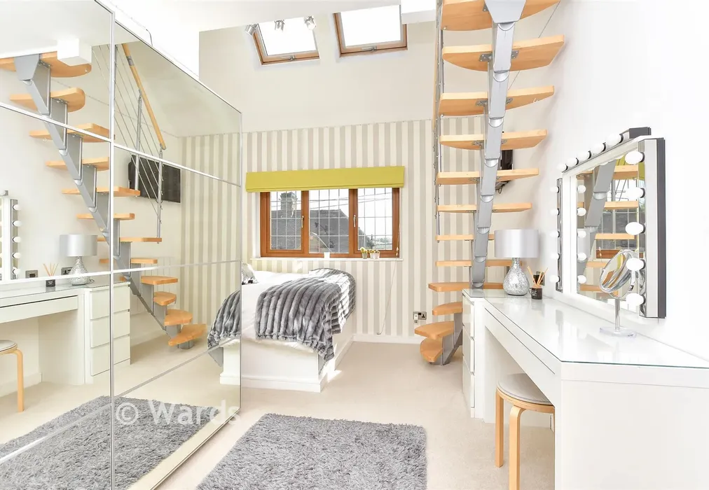 Bedroom 4 - Cooling Street, Cliffe, Rochester, Kent - Wards of Kent