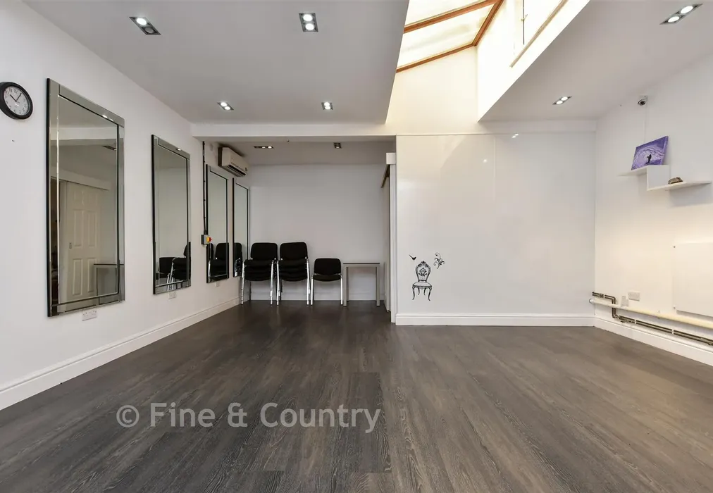 Studio - Wraik Hill, Whitstable, Kent - Wards of Kent