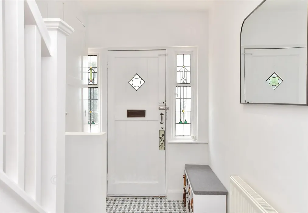 Internal Lifestyle Photograph - Old Shoreham Road, Hove, East Sussex - Wards of Kent