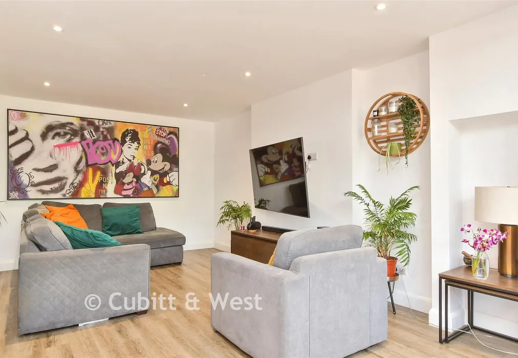 Kitchen/ Living Area - Old Shoreham Road, Hove, East Sussex - Wards of Kent