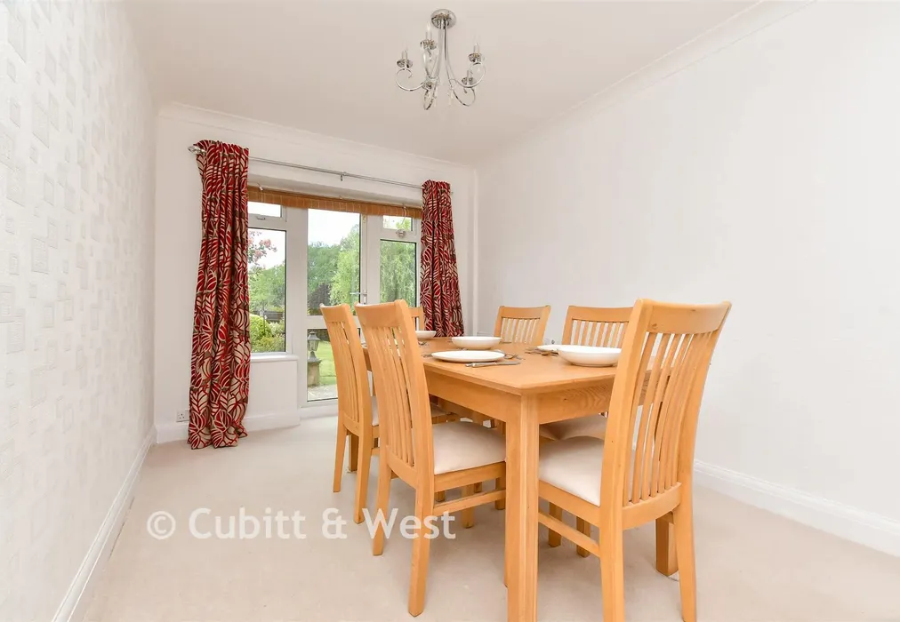 Dining Area - Kingscroft Road, Leatherhead, Surrey - Wards of Kent