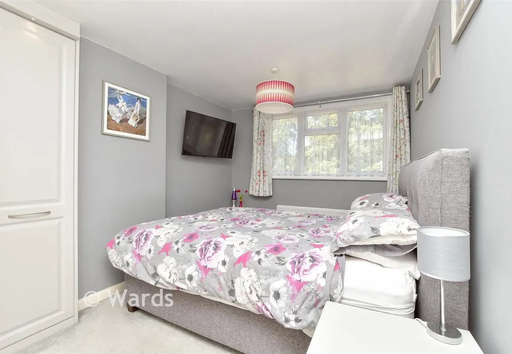 Bedroom 1 - Grove Park Avenue, Sittingbourne, Kent - Wards of Kent