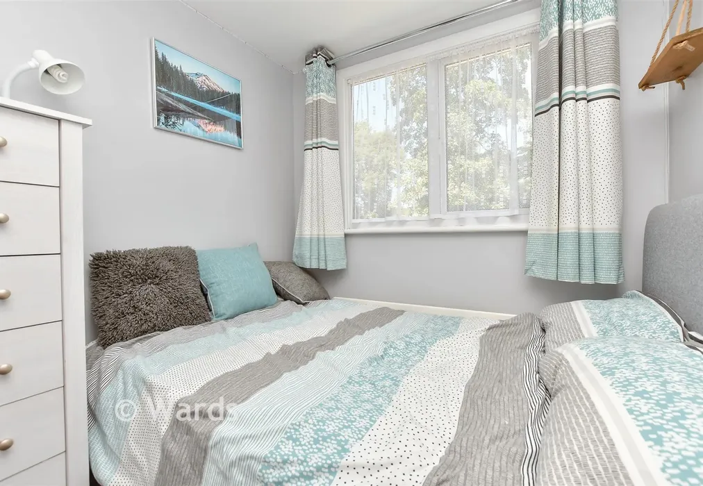 Bedroom 3 - Grove Park Avenue, Sittingbourne, Kent - Wards of Kent