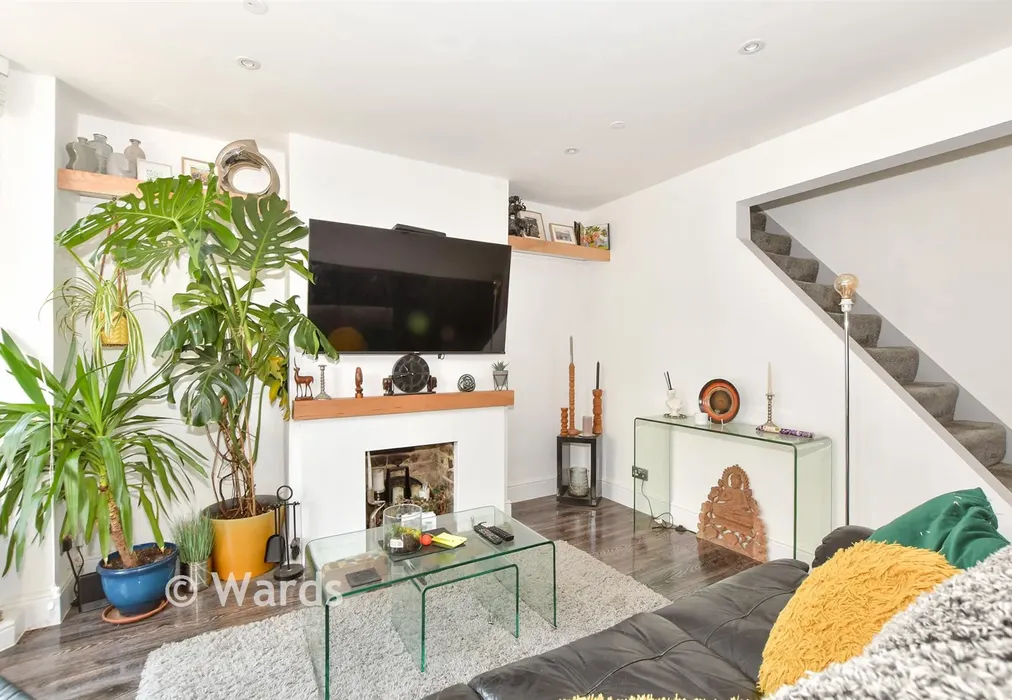 Lounge - Athelstan Road, Folkestone, Kent - Wards of Kent