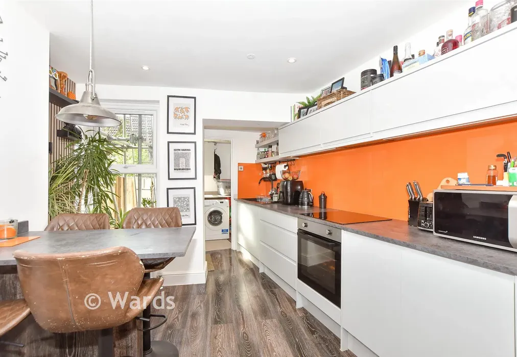Kitchen - Athelstan Road, Folkestone, Kent - Wards of Kent
