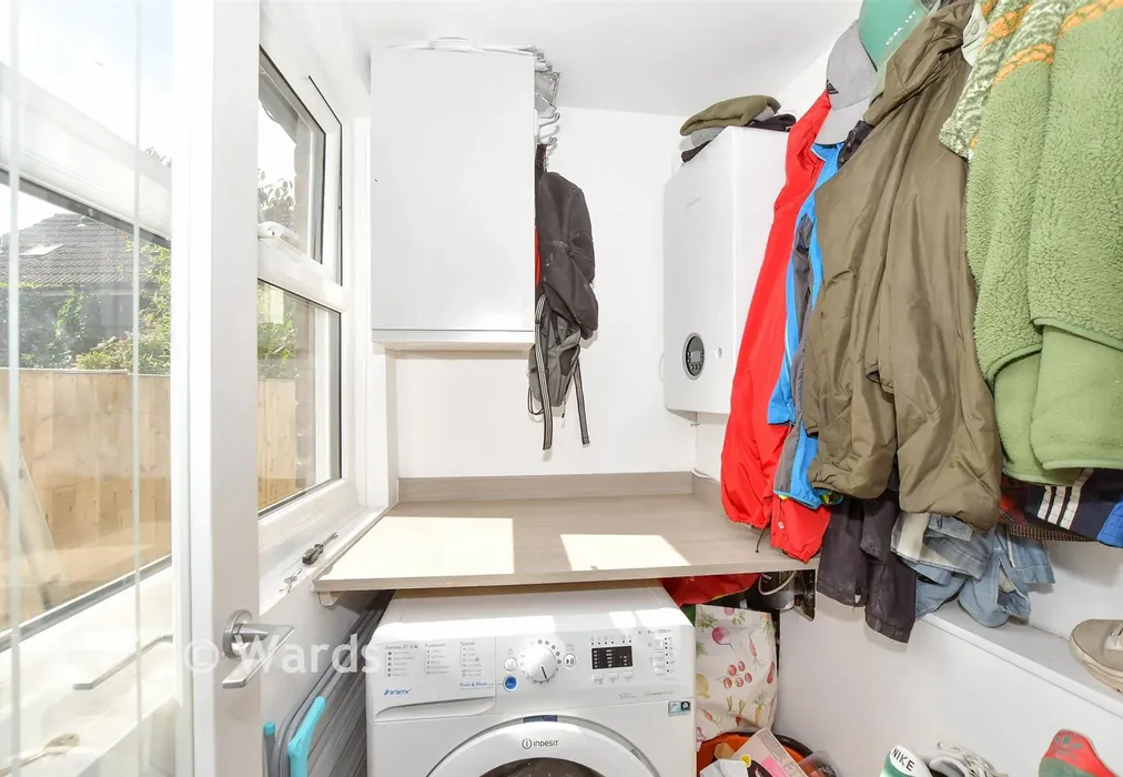 Utility Room - Athelstan Road, Folkestone, Kent - Wards of Kent