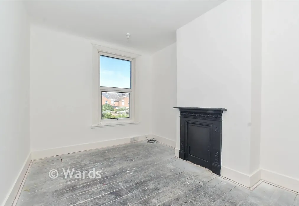 Bedroom 2 - Frampton Road, Hythe, Kent - Wards of Kent