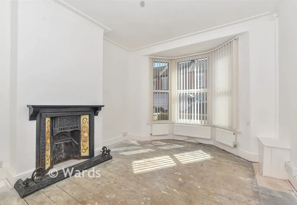 Lounge - Frampton Road, Hythe, Kent - Wards of Kent