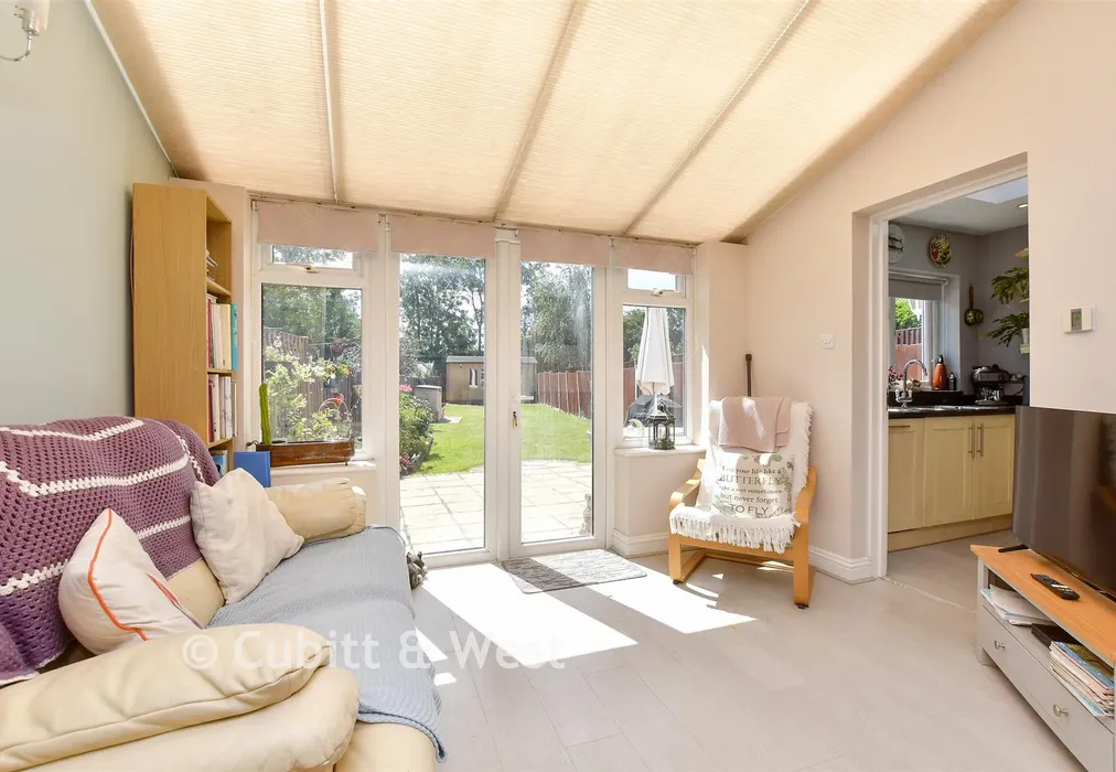 Conservatory - Glenthorne Avenue, Croydon, Surrey - Wards of Kent