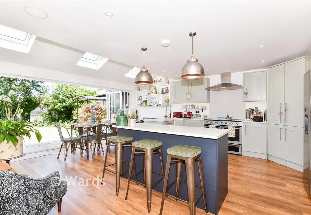 Kitchen/Diner - Cripple Street, Maidstone, Kent - Wards of Kent