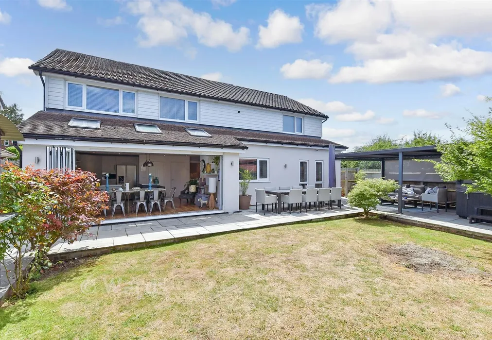 Rear Elevation - Cripple Street, Maidstone, Kent - Wards of Kent