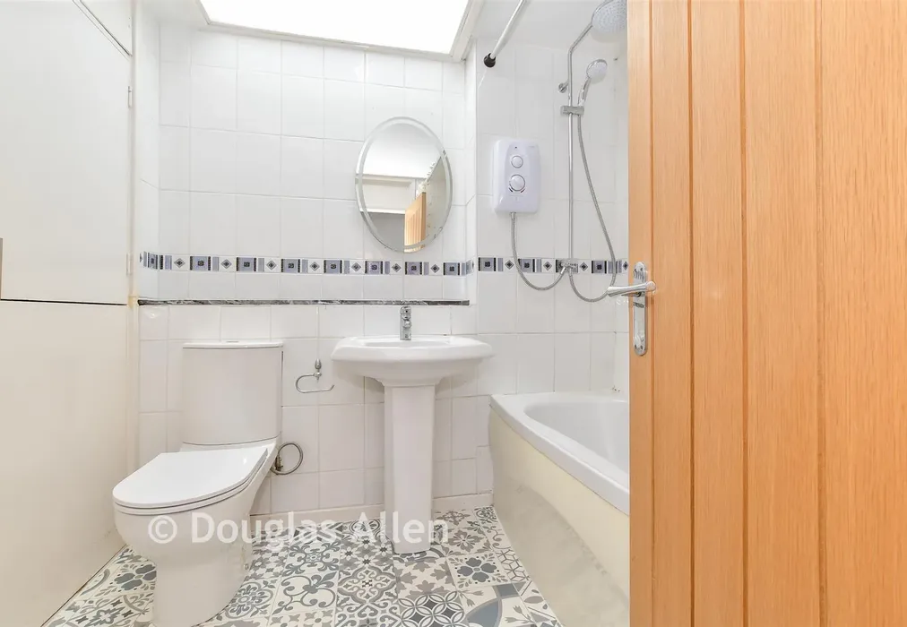 Bathroom - Gun Hill Place, Basildon, Essex - Wards of Kent