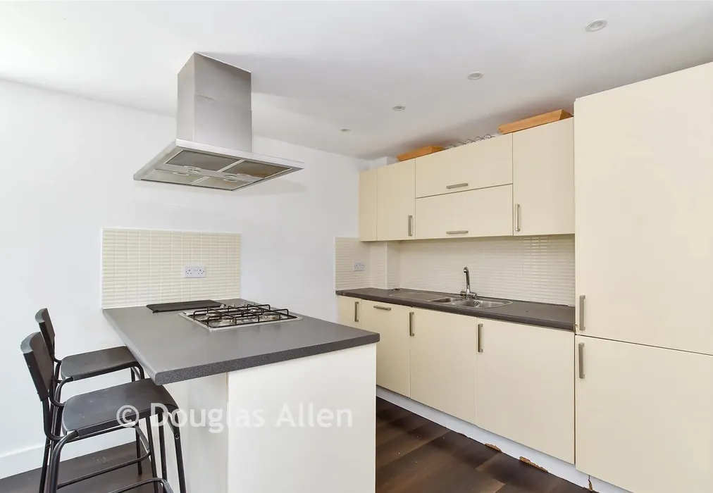 Lounge/Diner/Kitchen - William Hunter Way, Brentwood, Essex - Wards of Kent