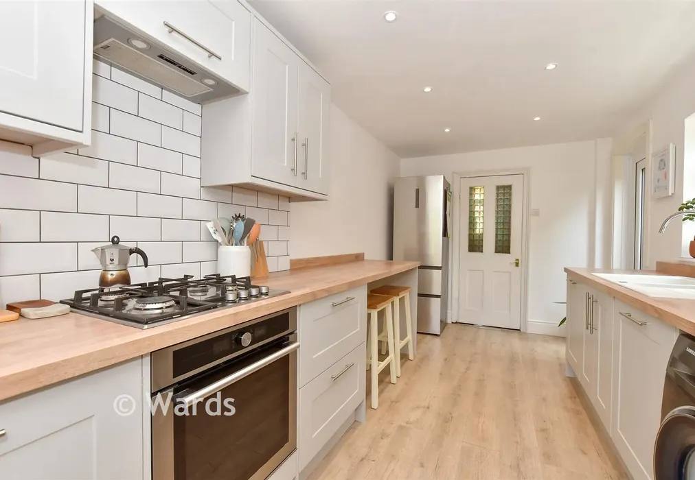 Kitchen - Cavendish Road, Herne Bay, Kent - Wards of Kent