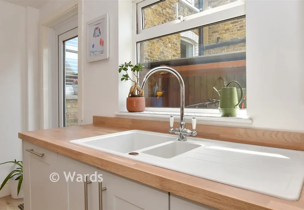 Internal Lifestyle Photograph - Cavendish Road, Herne Bay, Kent - Wards of Kent