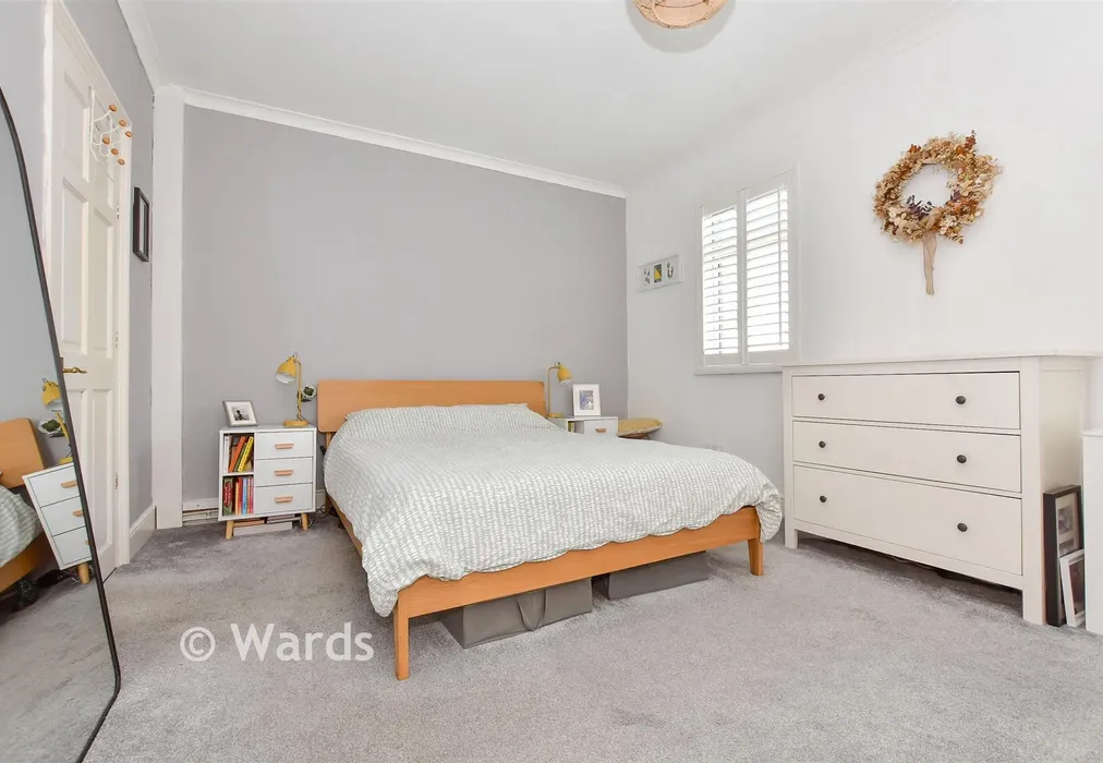 Bedroom 1 - Cavendish Road, Herne Bay, Kent - Wards of Kent