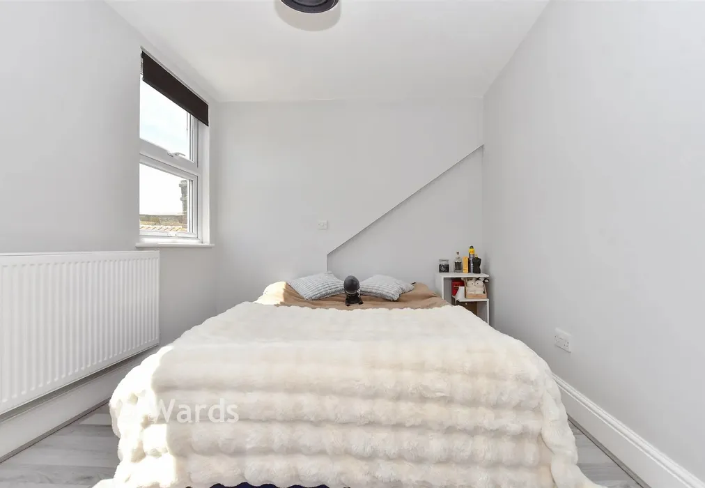 Bedroom 3 - Plough Lane, Whitstable, Kent - Wards of Kent