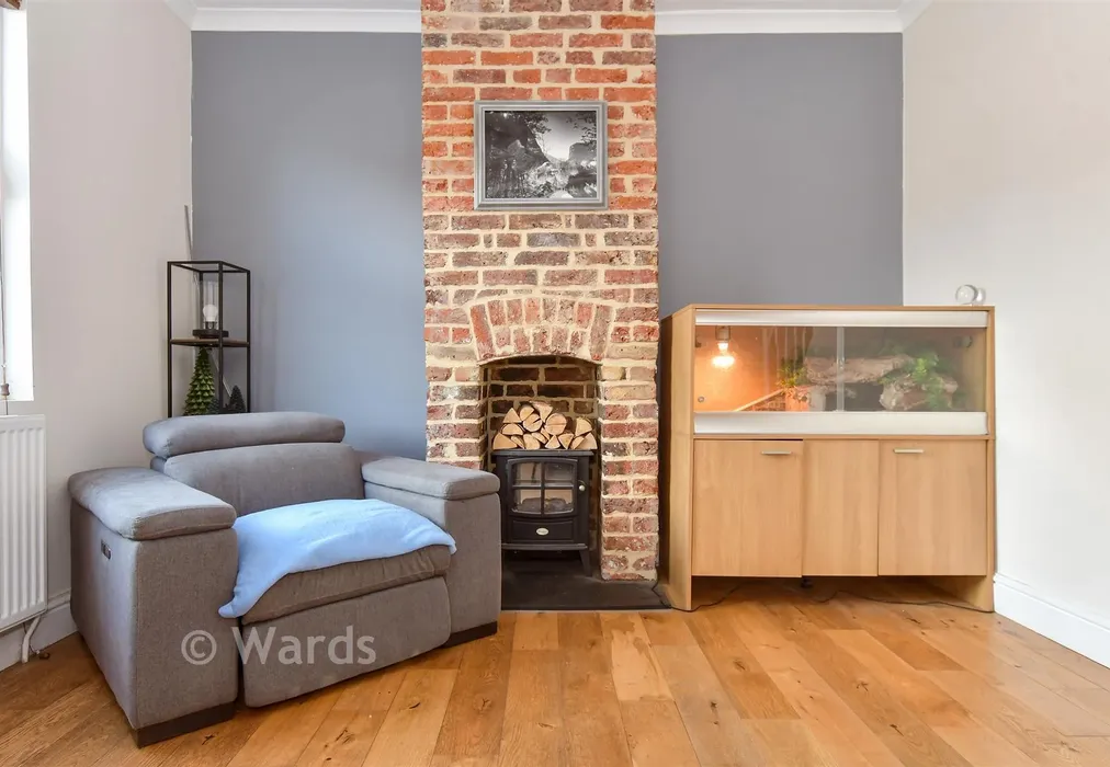 Internal Lifestyle Photograph - Plough Lane, Whitstable, Kent - Wards of Kent
