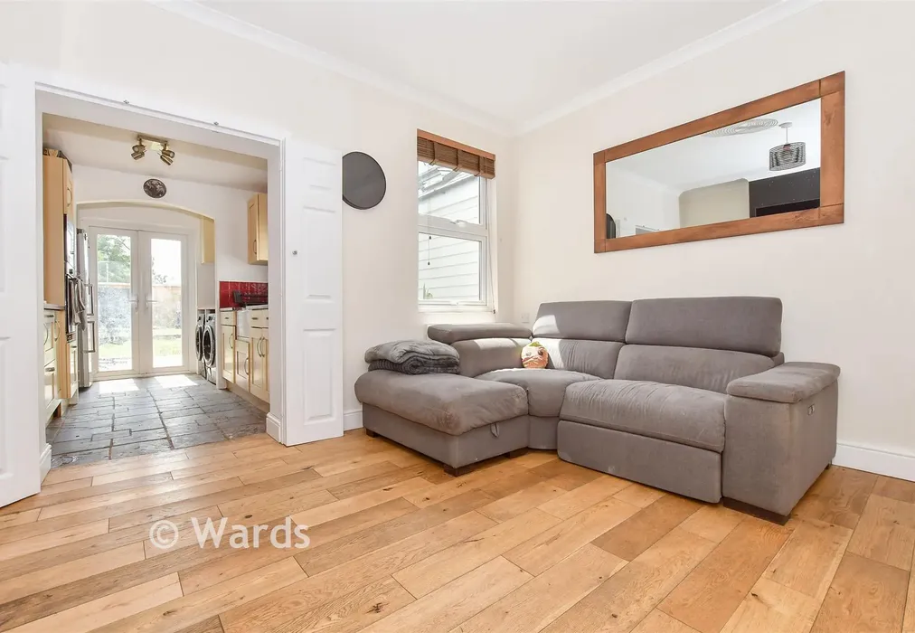 Internal Lifestyle Photograph - Plough Lane, Whitstable, Kent - Wards of Kent