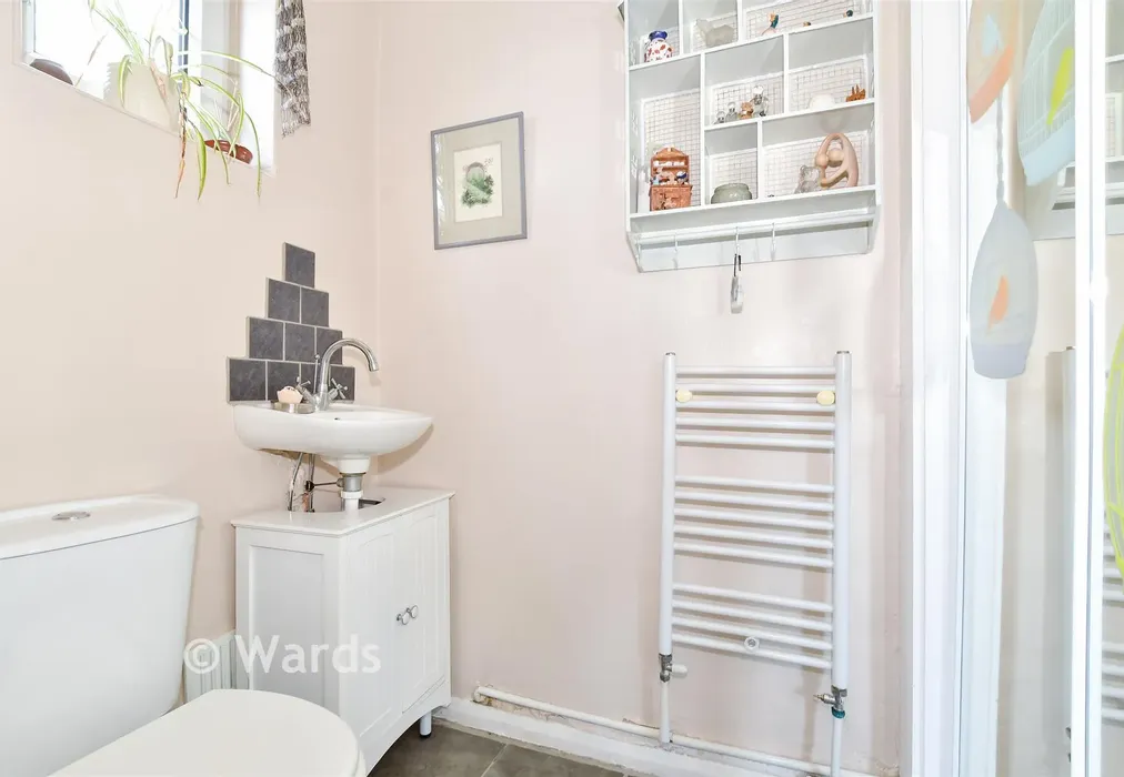 Cloakroom - Hartnup Street, Maidstone, Kent - Wards of Kent