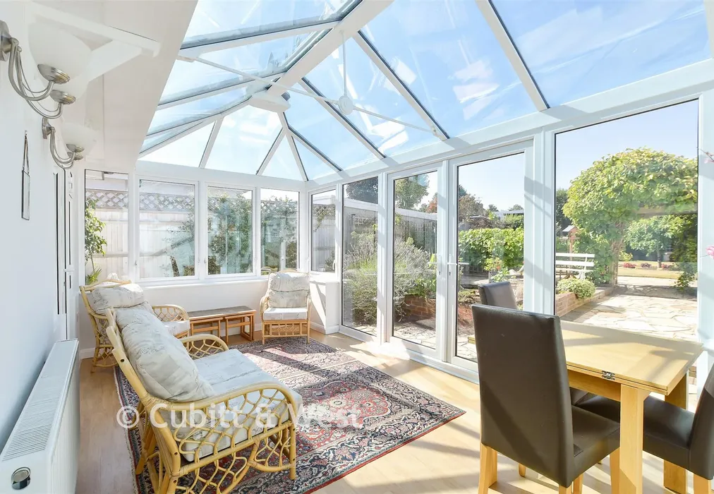 Conservatory - Linden Avenue, East Grinstead, West Sussex - Wards of Kent