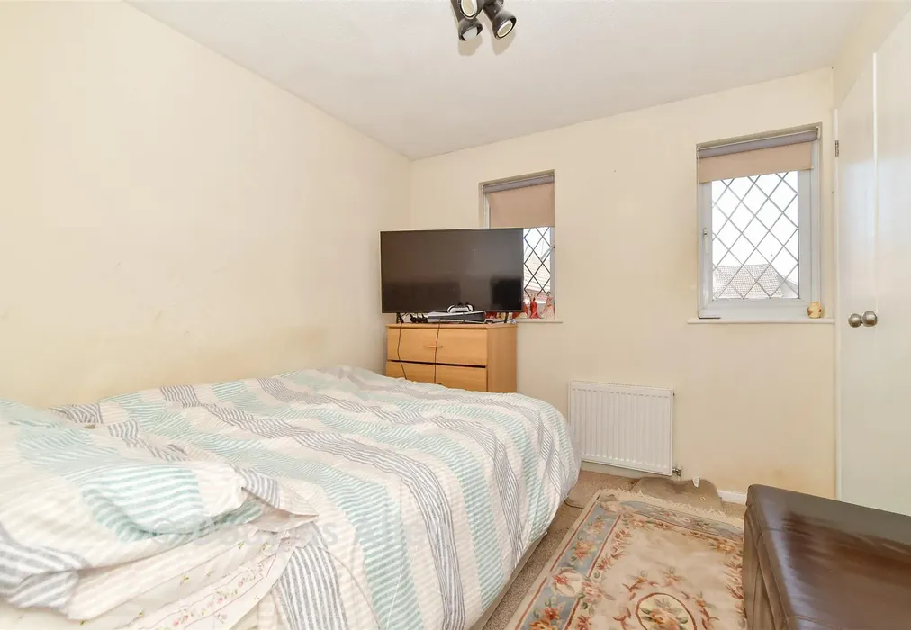 Bedroom 2 - Wellington Mews, Billericay, Essex - Wards of Kent