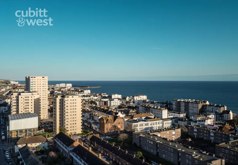 Sea Views - Hereford Street, Brighton, BN2 - Wards of Kent