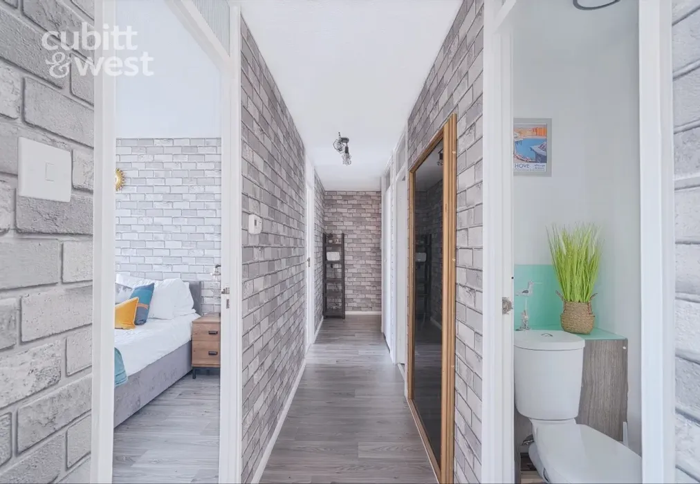 Hallway - Hereford Street, Brighton, BN2 - Wards of Kent
